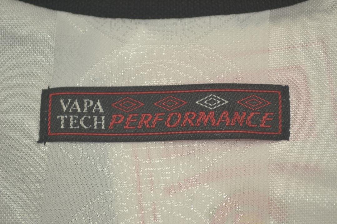 Camisa Manchester United Away 97/99 - Versão Retrô "Giggs" Nº 11 - Imagem 10