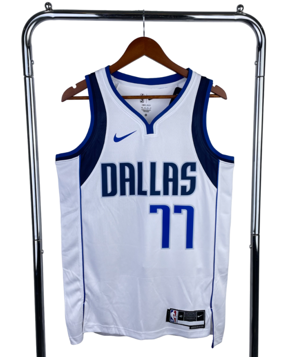 Regata NBA Dallas Mavericks Authentic Doncic 77 - Branca