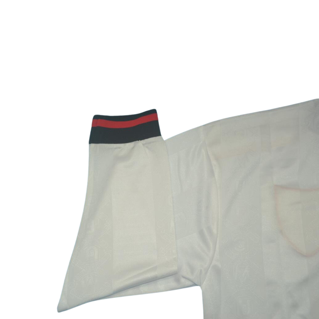 Camisa Manchester United Manga Longa 97/99 - Versão Retrô "Beckham" Nº 7 - Imagem 3
