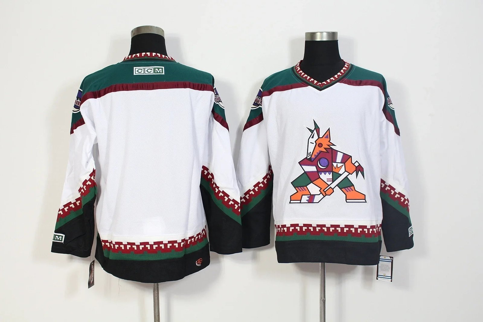 Jersey Arizona Coyotes Branca - Imagem 2