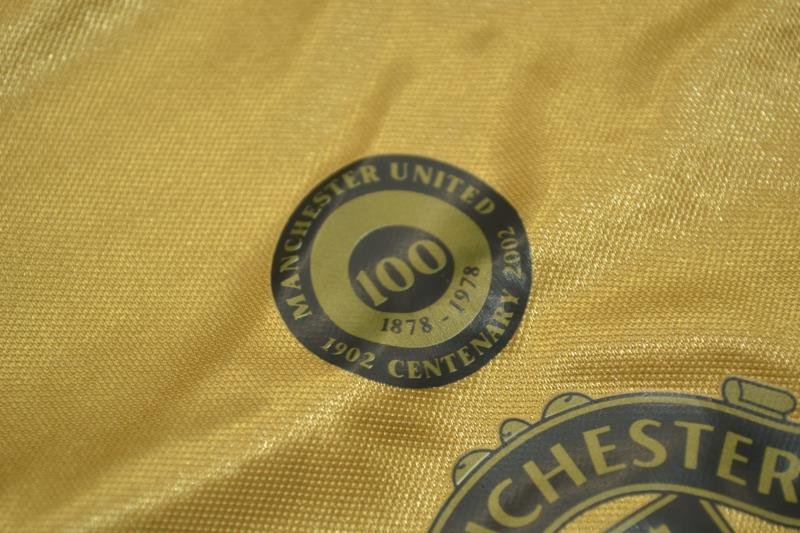 Camisa Manchester United Reversible Mode 00/01 - Versão Retrô "Beckham" Nº 7 - Imagem 16