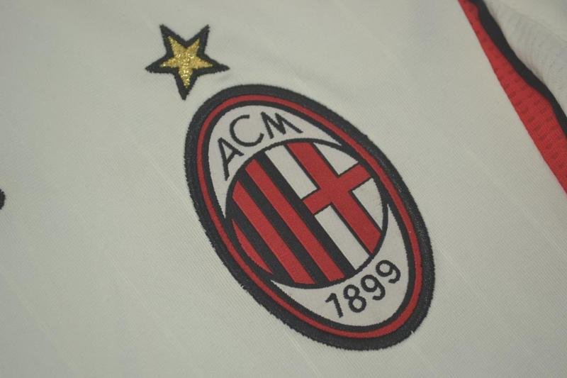 Camisa Retrô Milan Away UCL Finale Versão 2007 "Seedorf" N°.10 - Imagem 3