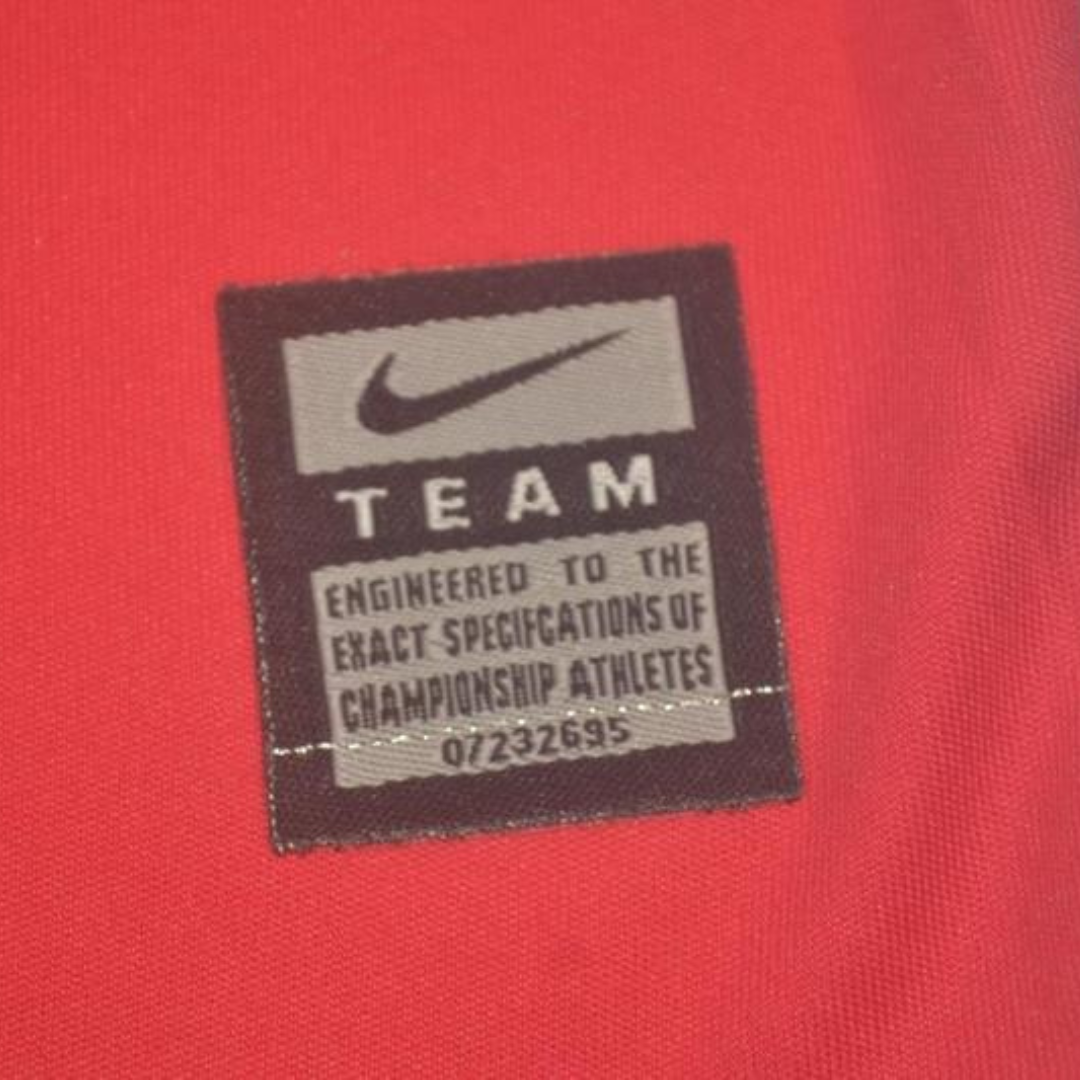 Camisa Manchester United Home 09/10 - Versão Retrô "Valencia" Nº 25 - Imagem 6