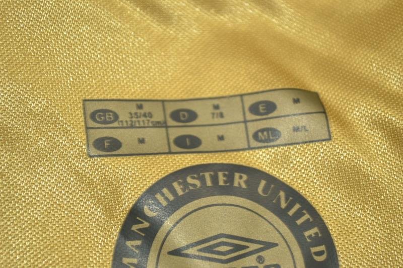 Camisa Manchester United Reversible Mode 00/01 - Versão Retrô "Beckham" Nº 7 - Imagem 28