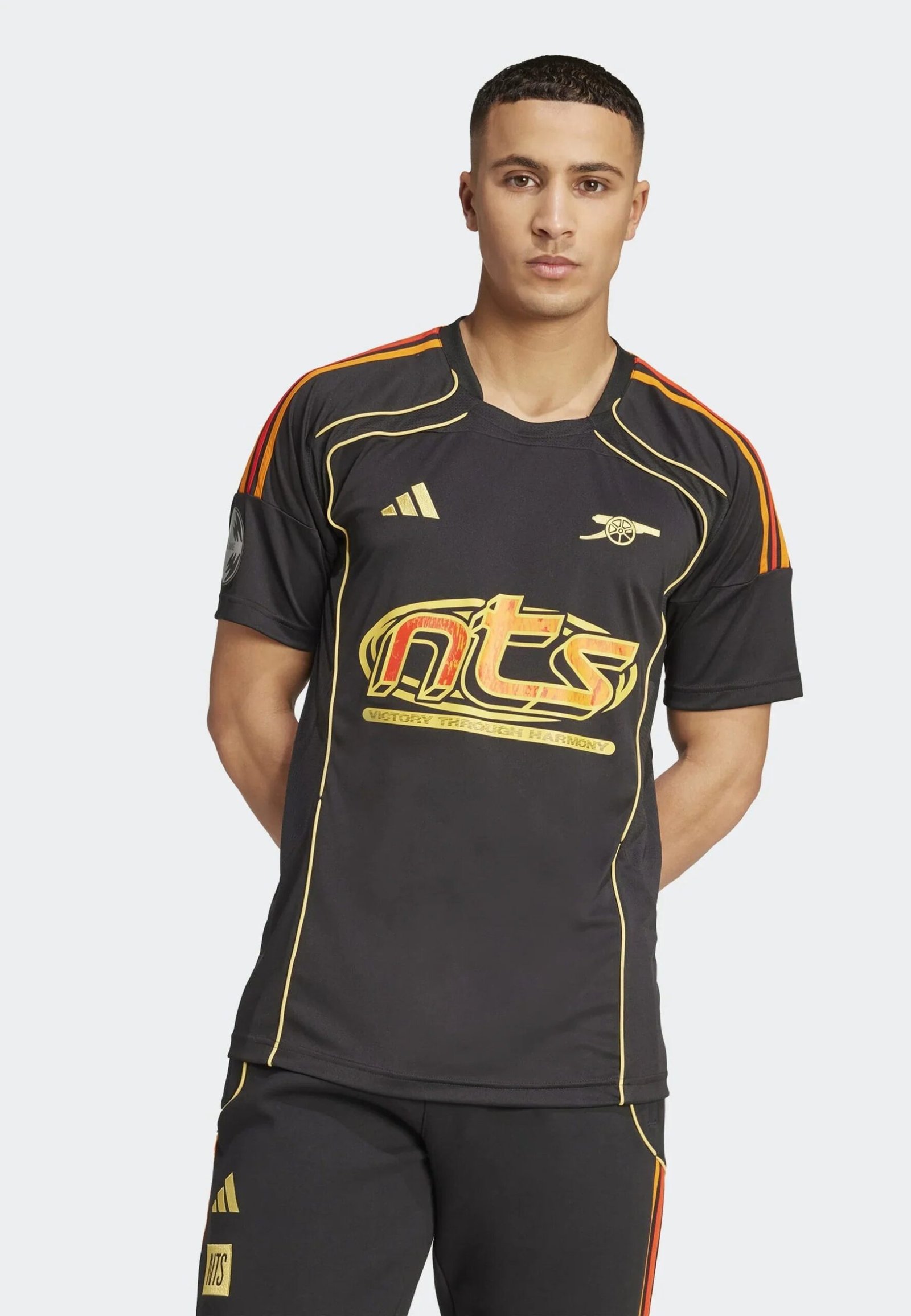 Camisa Arsenal FC X NTS UBP - Edição Limitada - Imagem 6