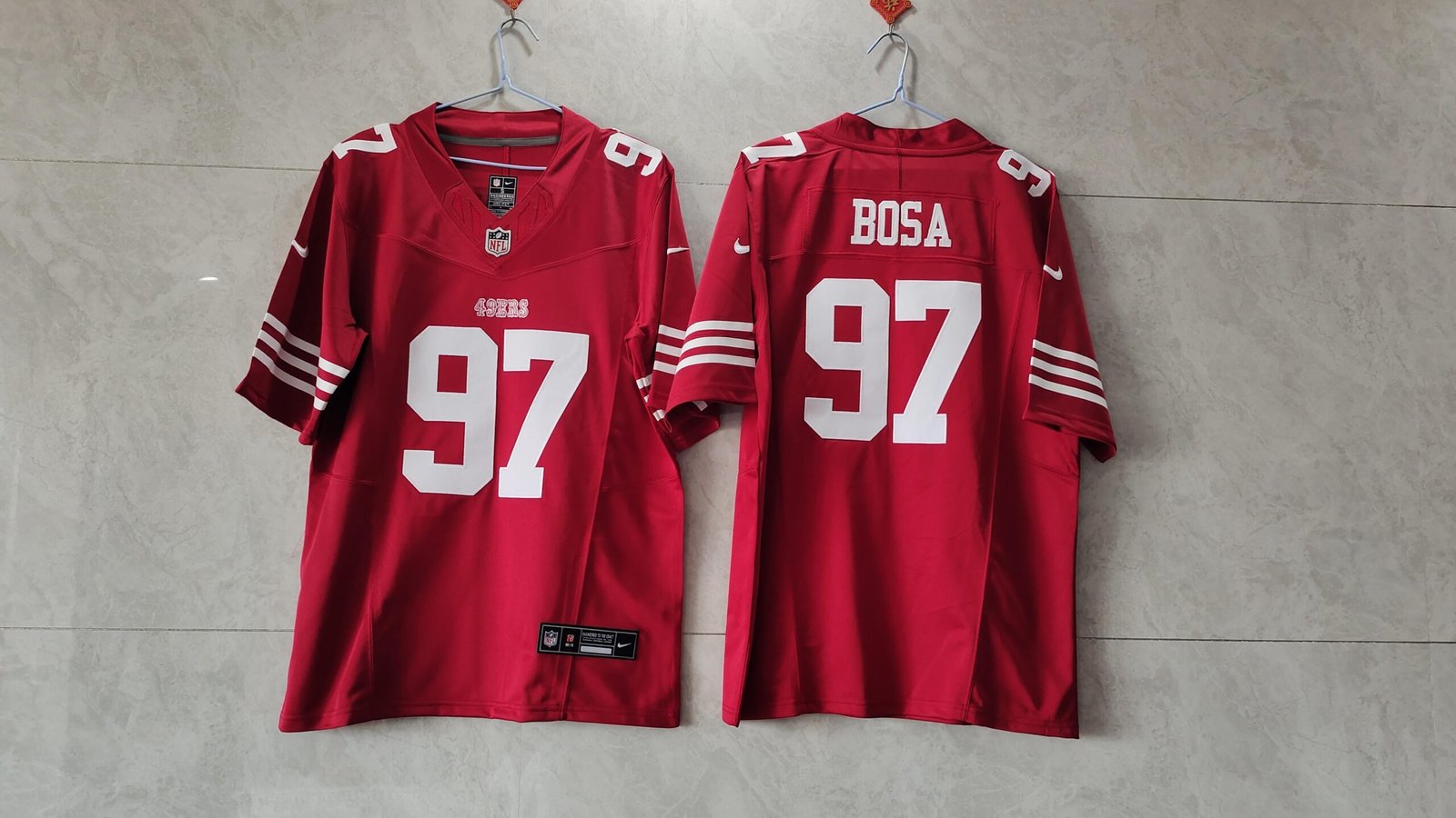 Camisa NFL San Francisco 49ers Vapor F.U.S.E. Limited Jersey Vermelha - Imagem 4
