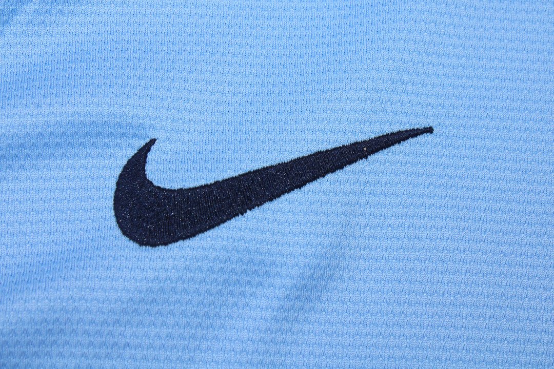 Camisa Manchester City Home 13/14 - Versão Retrô "Kun Aguero" Nº 16 - Imagem 9