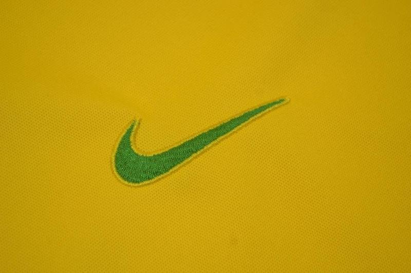 Camisa Retrô Brasil Home 2000 "Ronaldo" N°.9 - Imagem 2