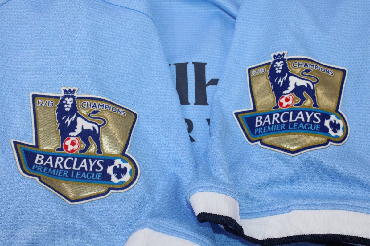 Camisa Manchester City Home 13/14 - Versão Retrô "Kun Aguero" Nº 16 - Imagem 10