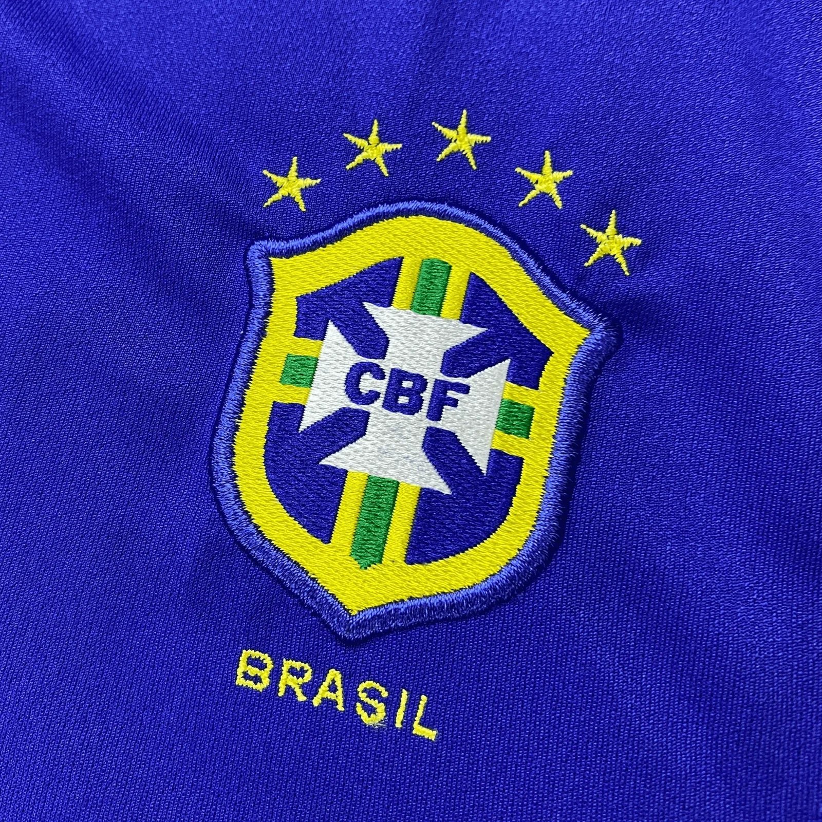 Camisa Retrô Brasil Away Copa do Mundo Versão 2002 "Ronaldinho" N°.11 - Imagem 3