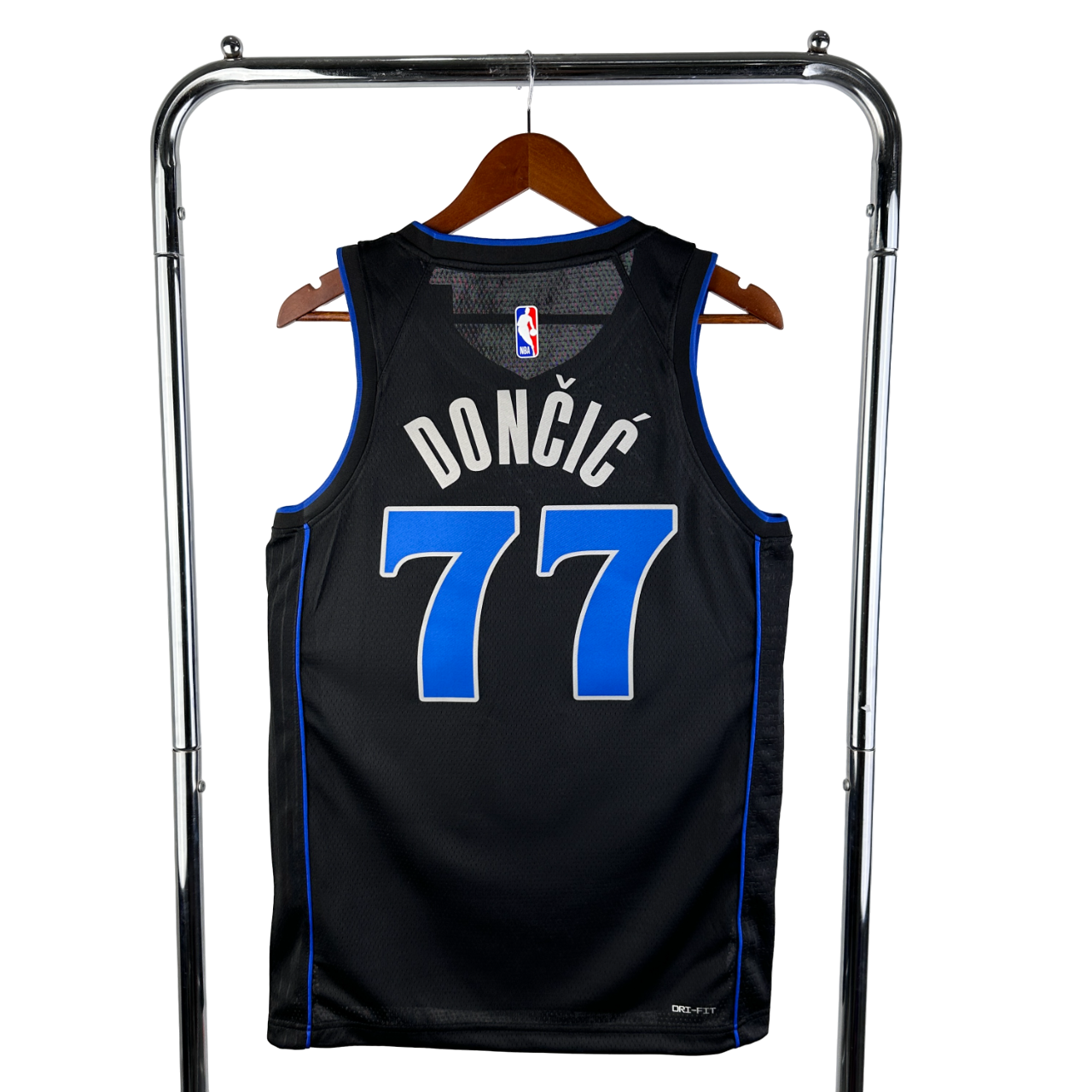 Regata NBA Dallas Mavericks Authentic Doncic 77 - Preta - Imagem 2