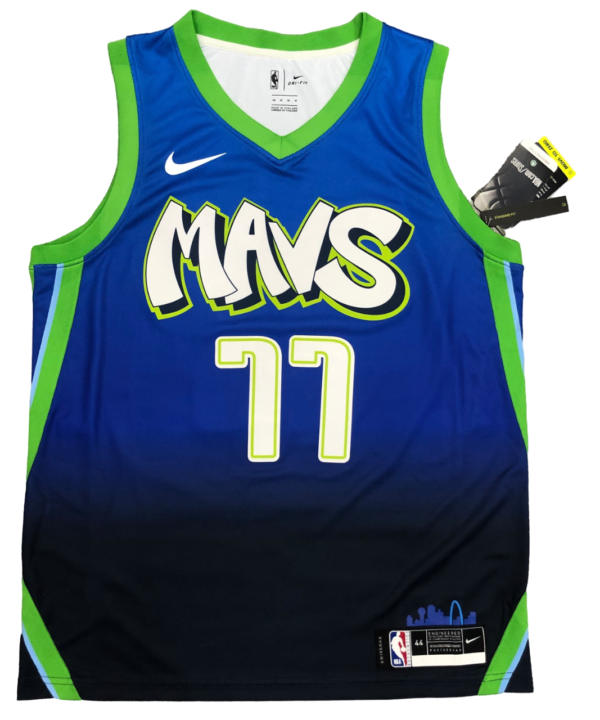 Regata NBA Dallas Mavericks Authentic Doncic 77 - Azul