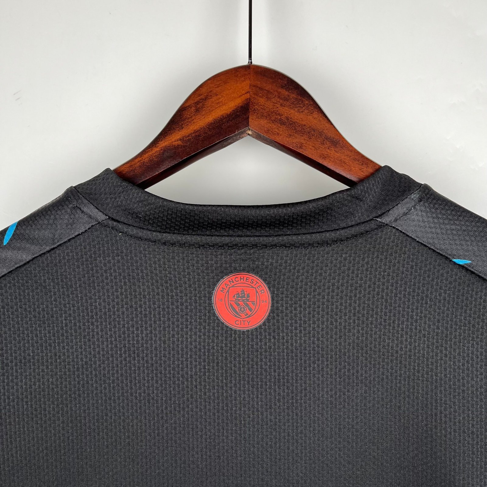 Camisa Manchester City Edição Especial 23/24 - Imagem 9