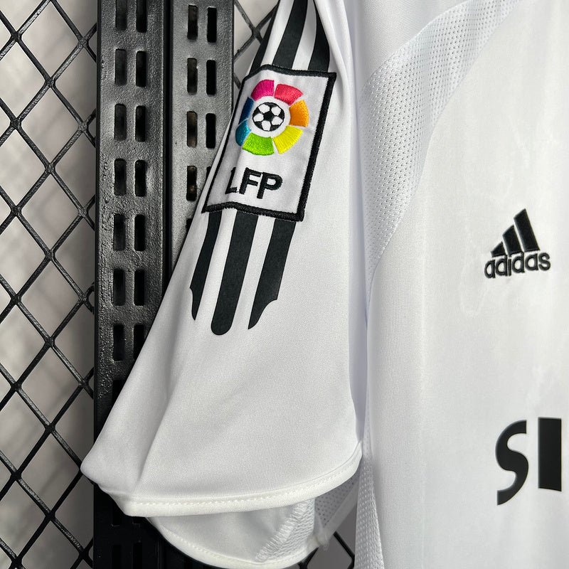 Camisa Real Madrid l Retro 2005/06 - Imagem 5