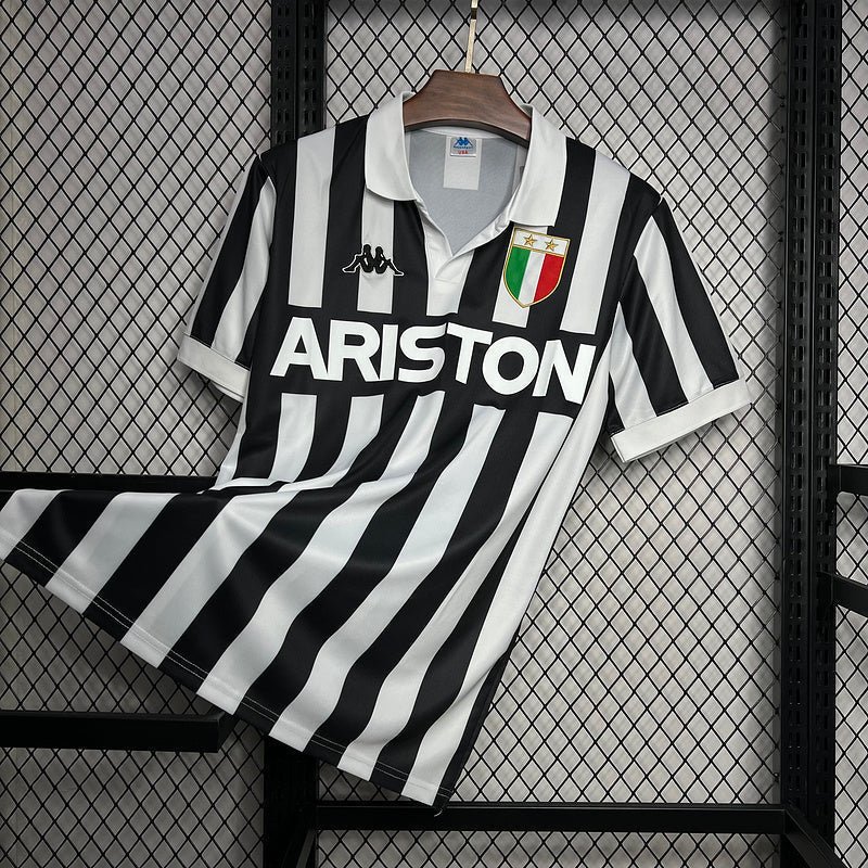 Camisa Juventus l Retro 1984/85 - Imagem 3