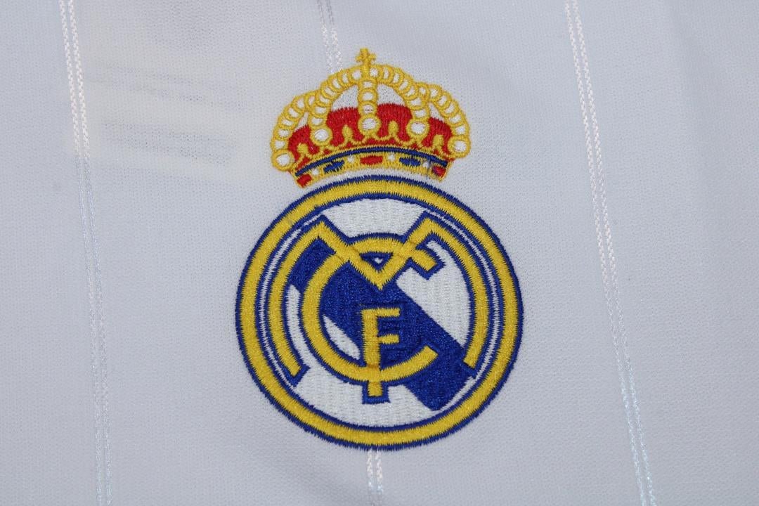 Camisa Real Madrid Home 12/13 - Versão Retrô "Cristiano Ronaldo" Nº 7 - Imagem 5