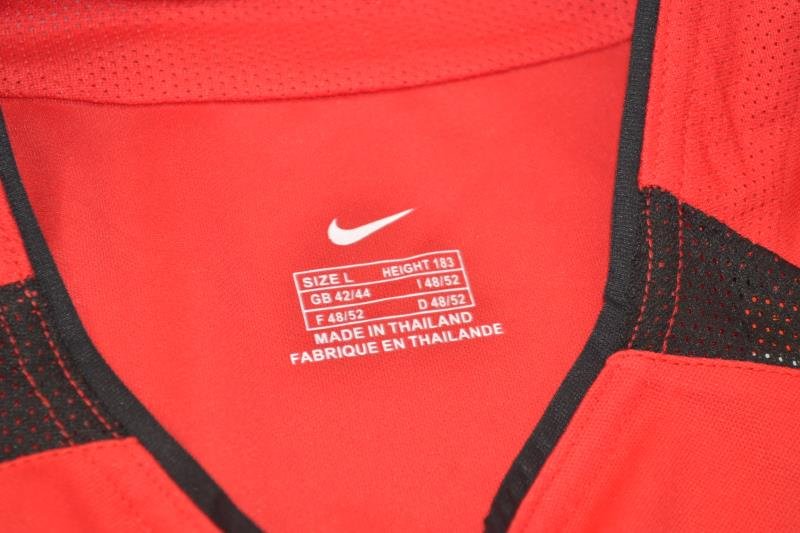 Camisa Manchester United Home 02/04 - Versão Retrô "V. Nistelrooy" Nº 10 - Imagem 13