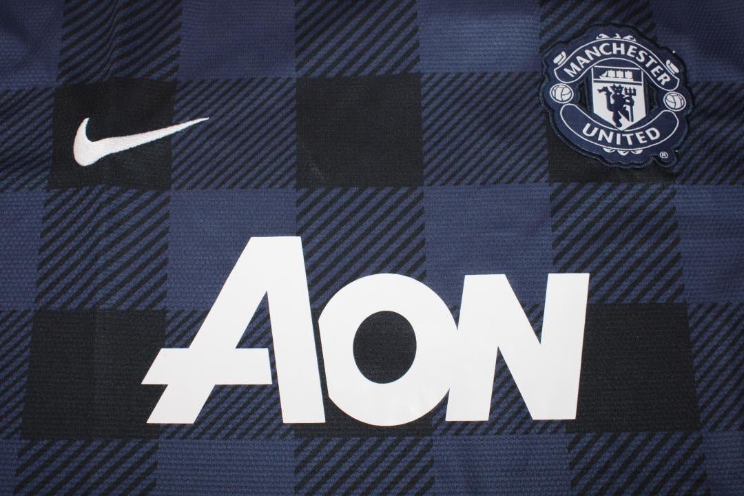 Camisa Manchester United Away 13/14 - Versão Retrô "Van Persie" Nº 20 - Imagem 8