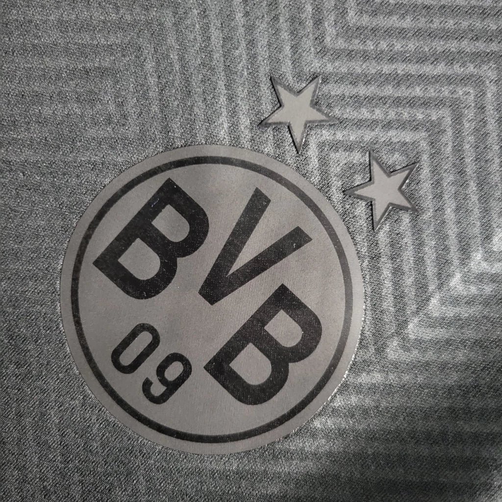 Camisa Retrô Borussia Dortmund 2019/20 Edição Especial 110 Anos Masculina Preta - Imagem 10