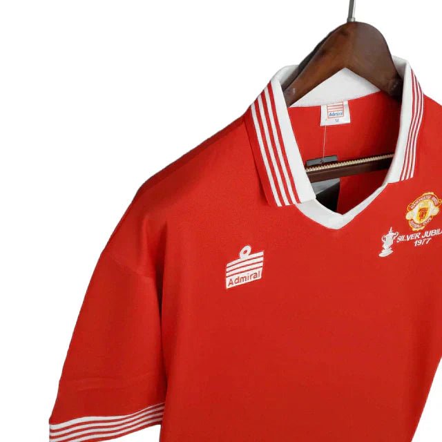 Camisa Manchester United Retrô 1977 Vermelha - Admiral - Imagem 5