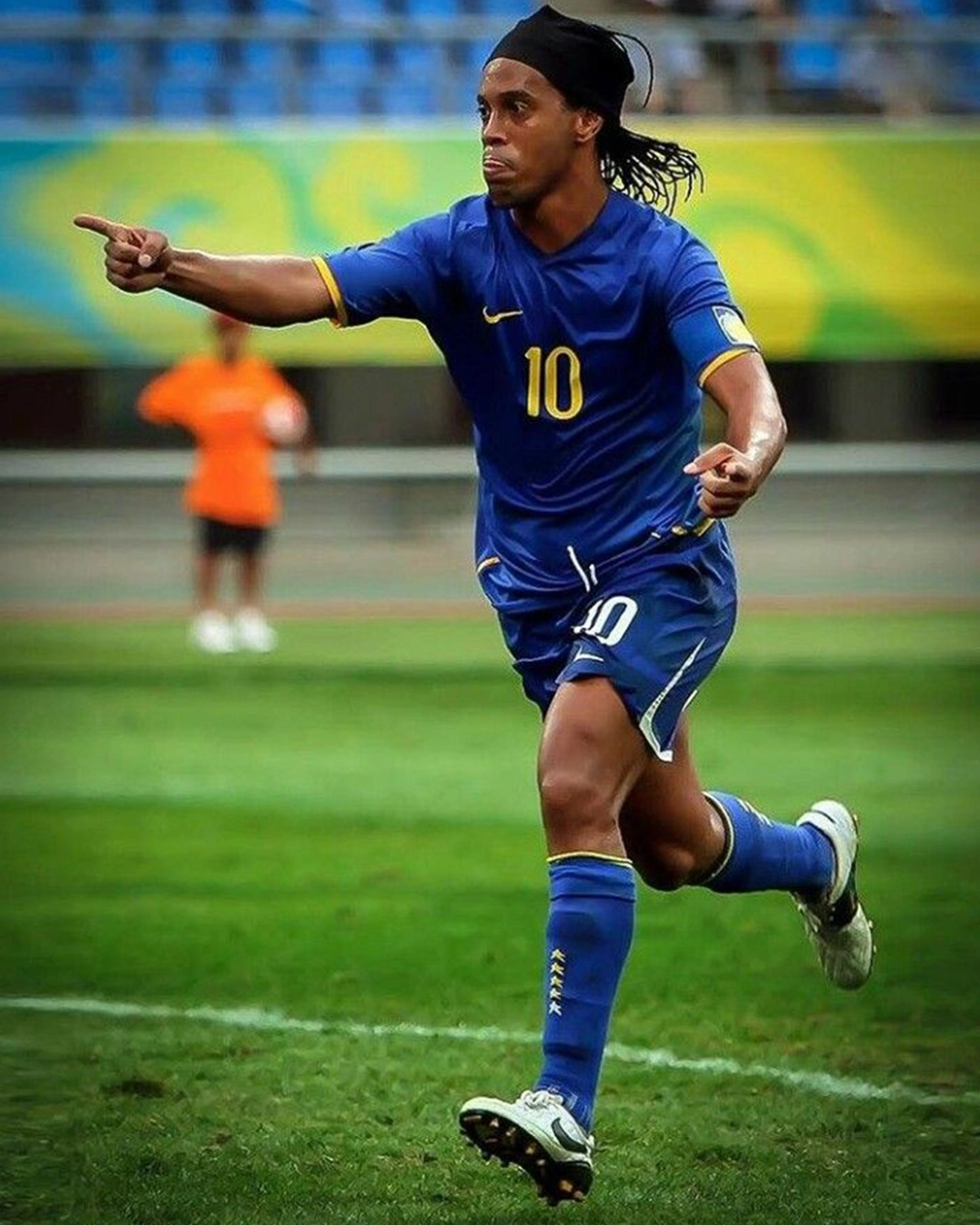 Camisa Seleção Brasileira 2008/09 Away Nº 10 Ronaldinho - Imagem 15