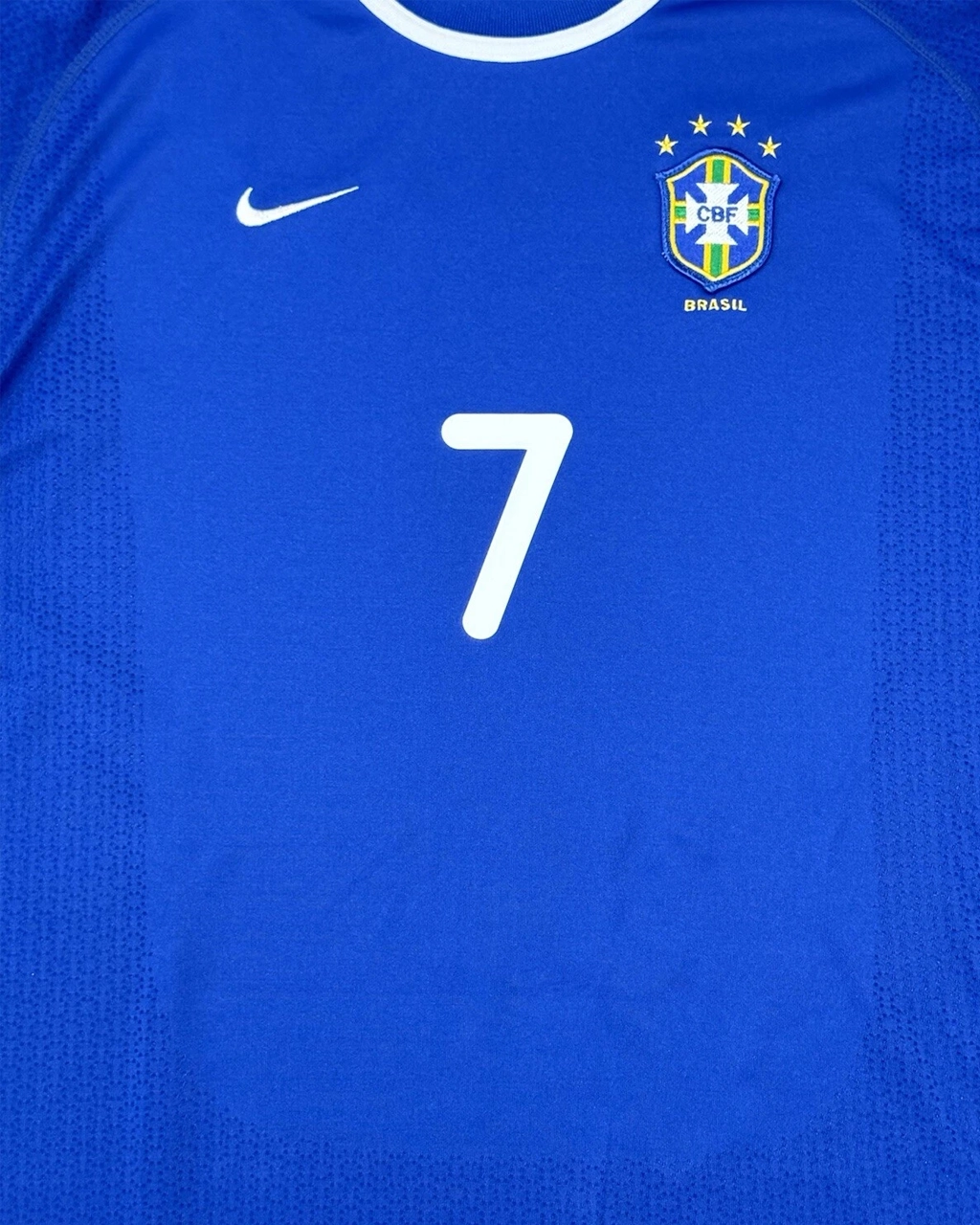 Camisa Retrô Seleção Brasileira 2000/01 Away Nº 7 Ronaldinho Olímpica - Imagem 5